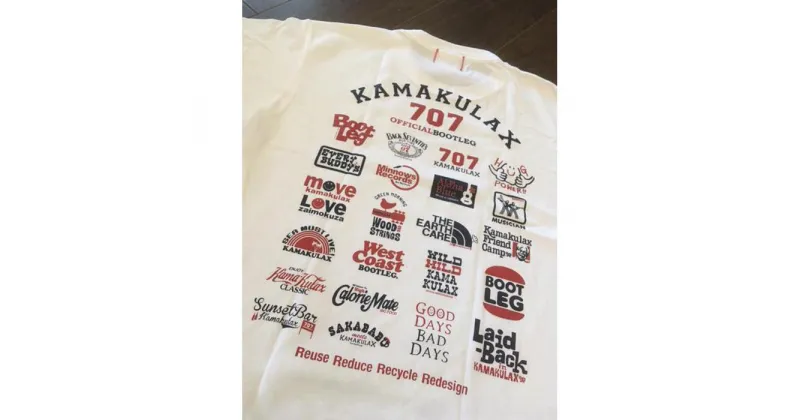 【ふるさと納税】鎌倉ブランドの老舗「KAMAKULAX」の定番オリジナルALL LOGO Tシャツ【ホワイト】Sサイズ